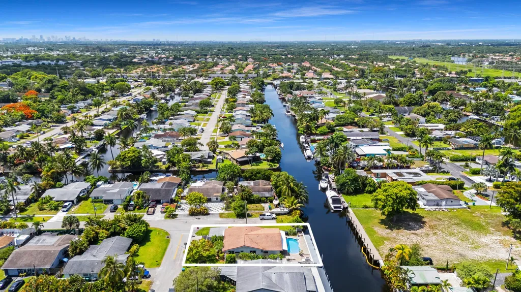 4391 SW 34th Lane Fort Lauderdale FL 33312