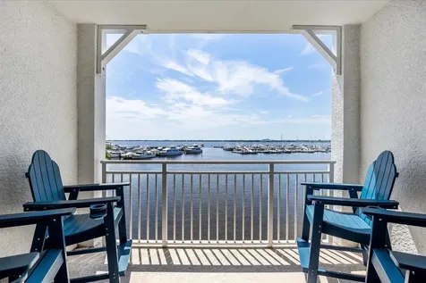 715 NW Flagler Avenue Stuart FL 34994