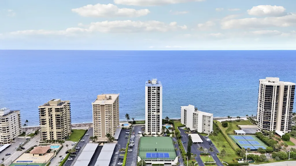 5420 N Ocean Drive Singer Island FL 33404