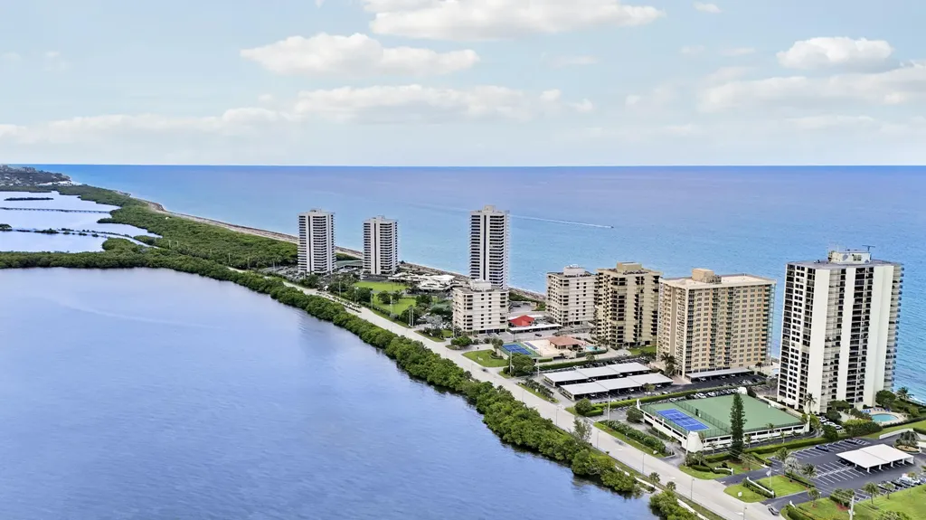 5420 N Ocean Drive Singer Island FL 33404