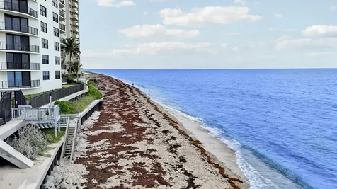 5420 N Ocean Singer Island FL 33404