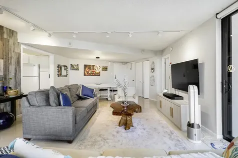 5420 N Ocean Drive Singer Island FL 33404