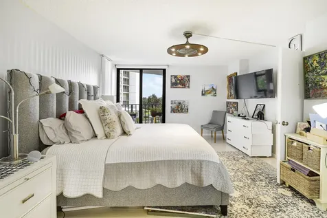 5420 N Ocean Singer Island FL 33404