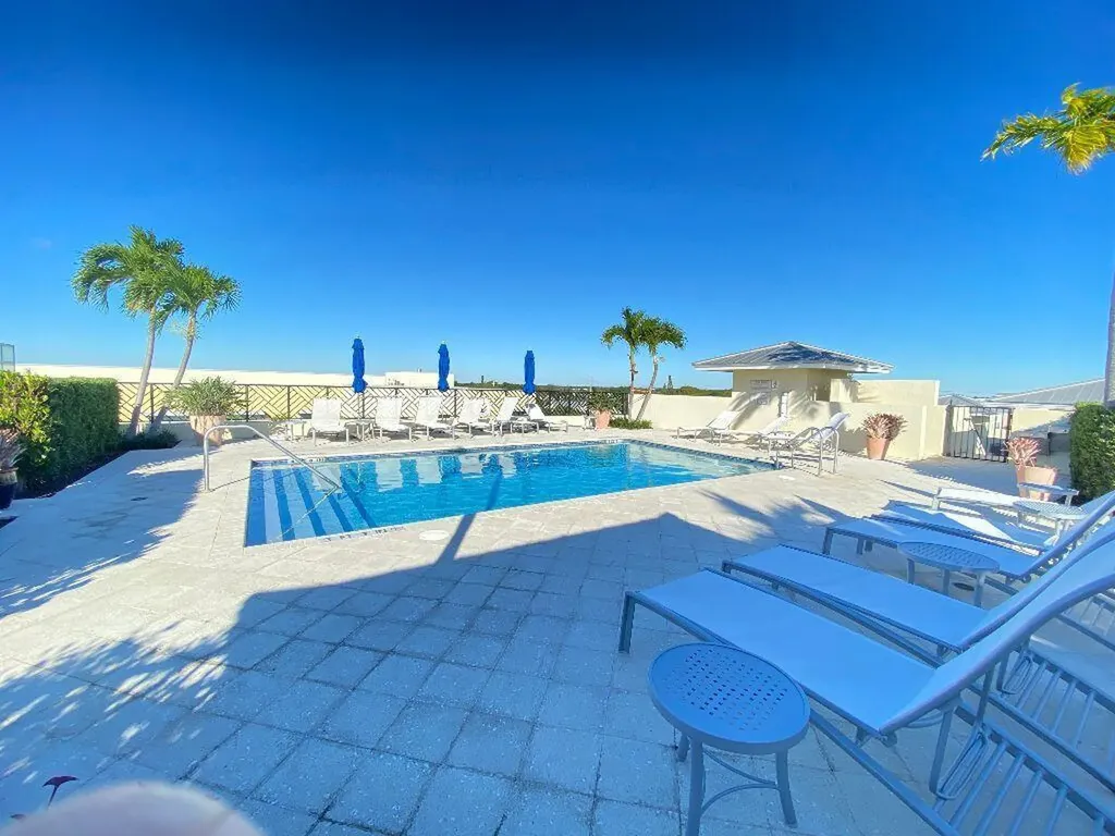 225 NE 1st Street Delray Beach FL 33444