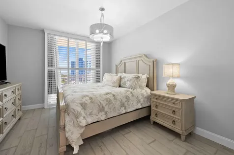 511 SE 5 Avenue Fort Lauderdale FL 33301