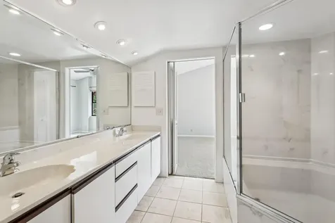 24 Uno Lago Drive Juno Beach FL 33408
