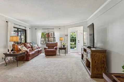 24 Uno Lago Drive Juno Beach FL 33408