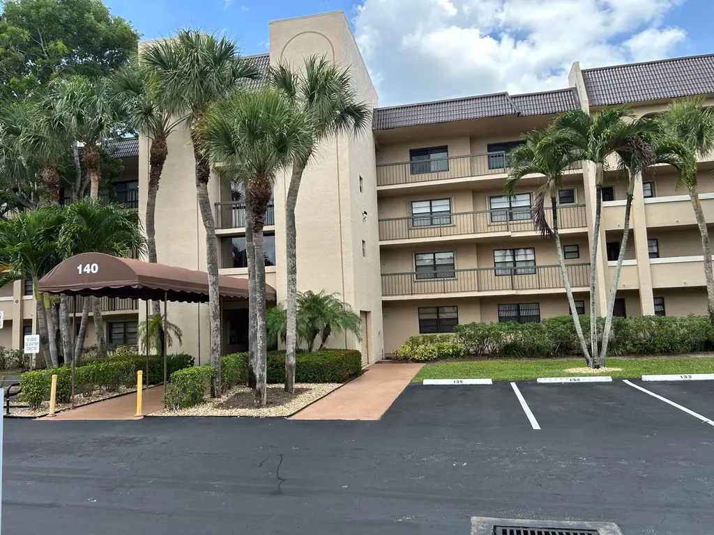 140 Lake Nancy Lane West Palm Beach FL 33411