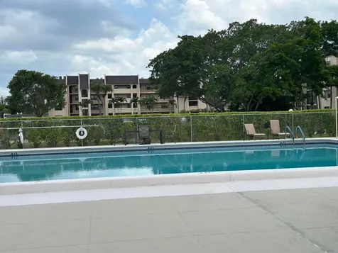 140 Lake Nancy Lane West Palm Beach FL 33411