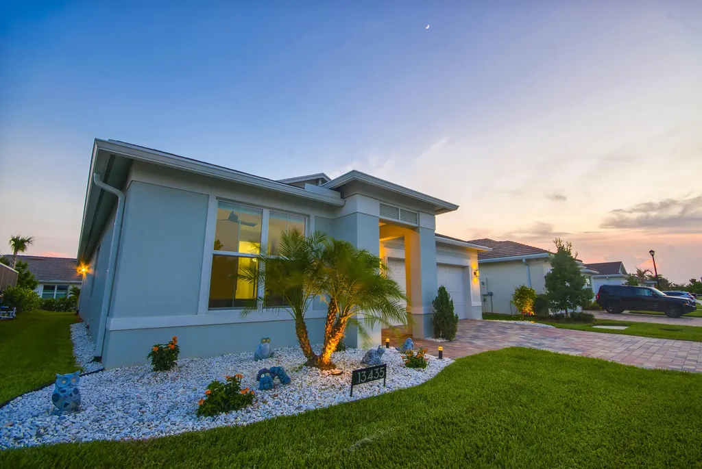 13435 SW Vermillion Circle Port St Lucie FL 34987