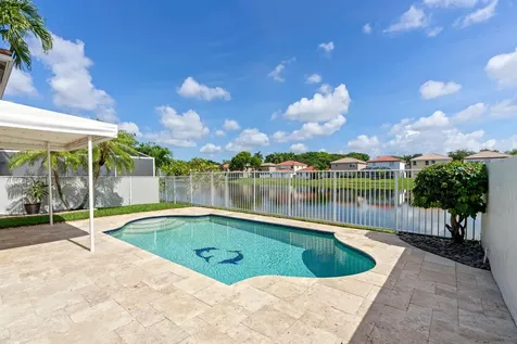 3961 Crescent Creek Place Coconut Creek FL 33073