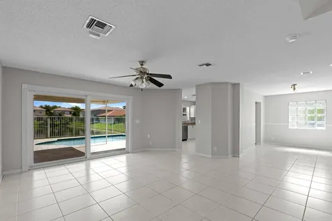 3961 Crescent Creek Place Coconut Creek FL 33073
