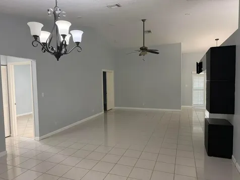 10325 NW 48th Court Coral Springs FL 33076
