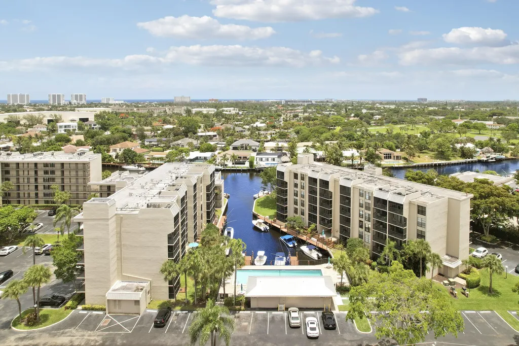 20 Royal Palm Way Boca Raton FL 33432