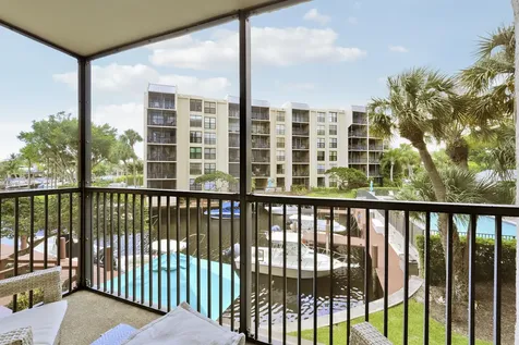 20 Royal Palm Way Boca Raton FL 33432