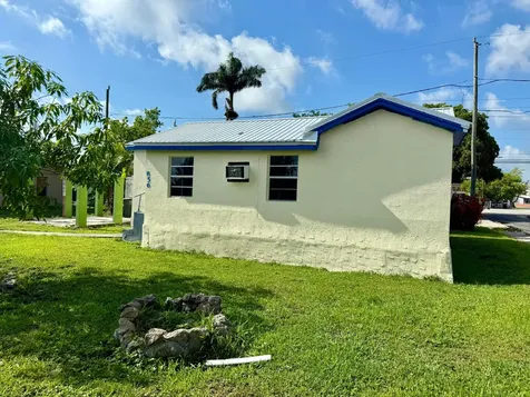 856 SW Ave D Belle Glade FL 33430