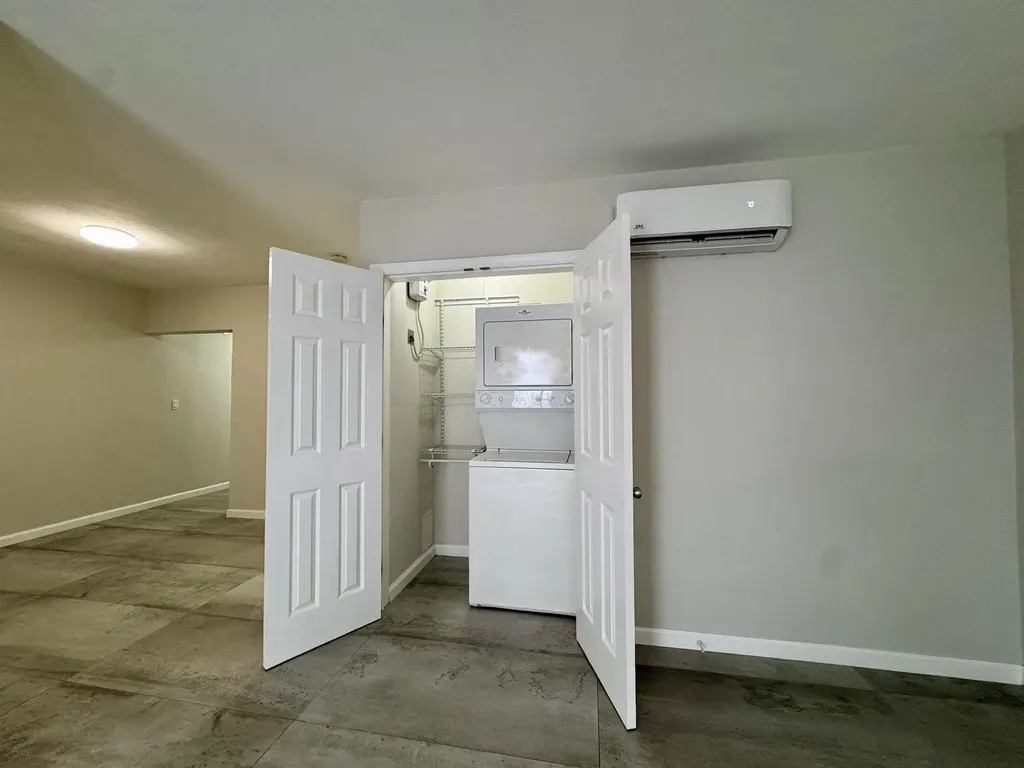 935 8th Street Miami Beach FL 33139