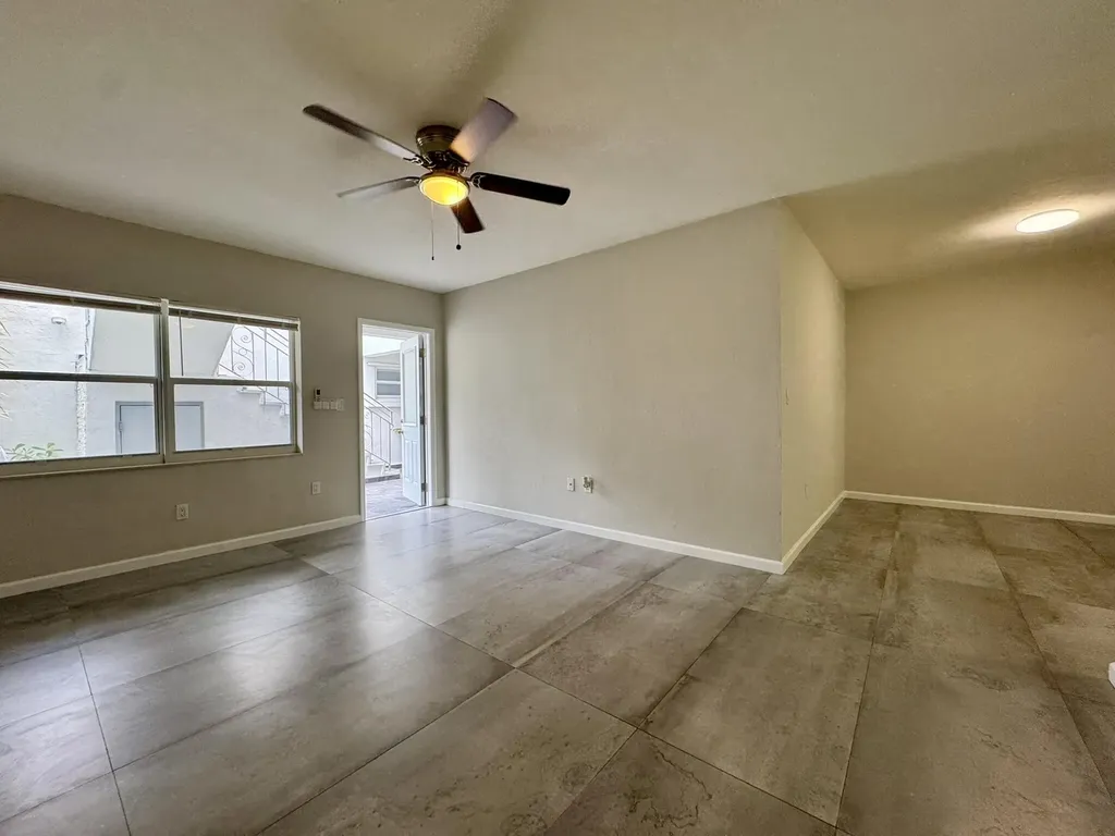 935 8th Street Miami Beach FL 33139