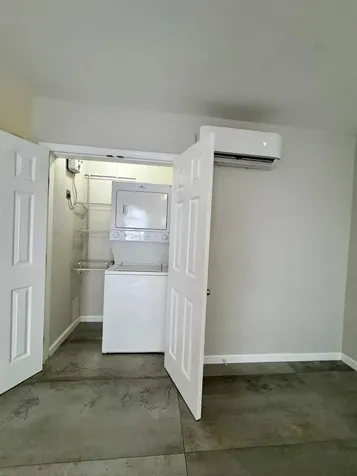 935 8th Street Miami Beach FL 33139