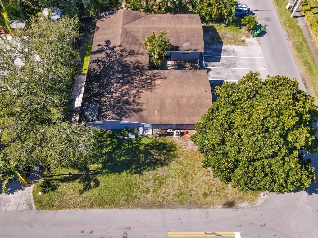 1210 SW 26th Street Fort Lauderdale FL 33315