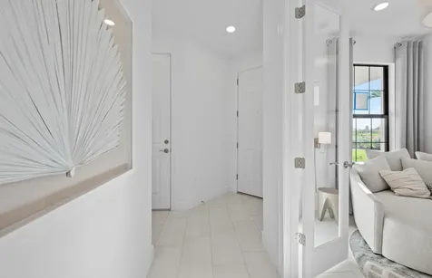 2114 Sequoia Naples FL 34120