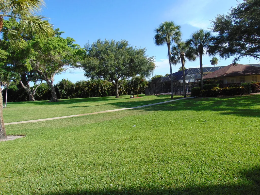 9220 SW 14th Street Boca Raton FL 33428