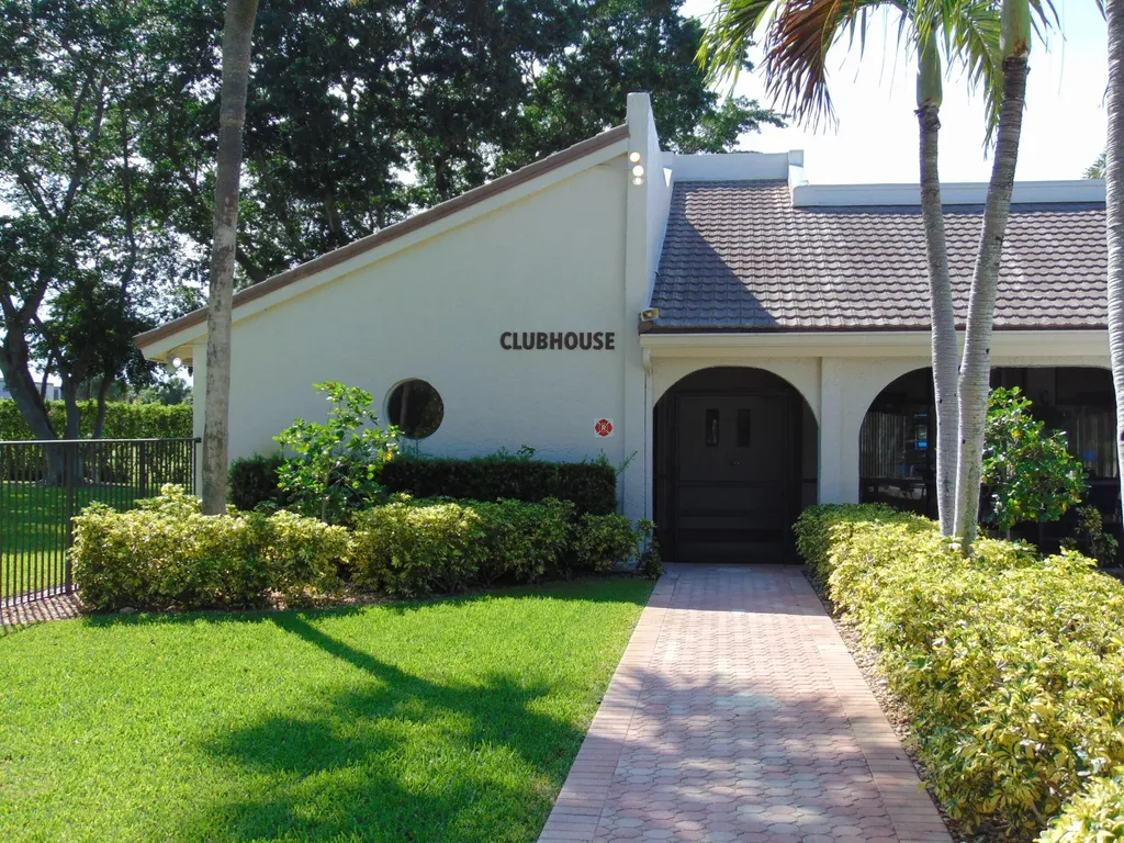 9220 SW 14th Street Boca Raton FL 33428