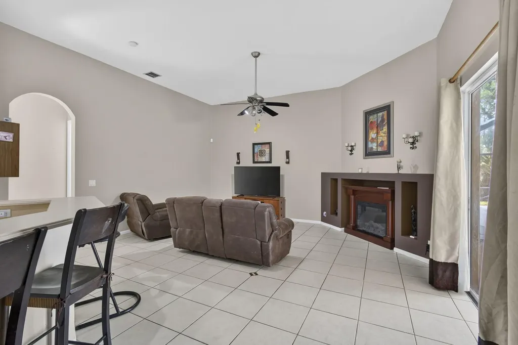 16300 92nd Lane N Loxahatchee FL 33470