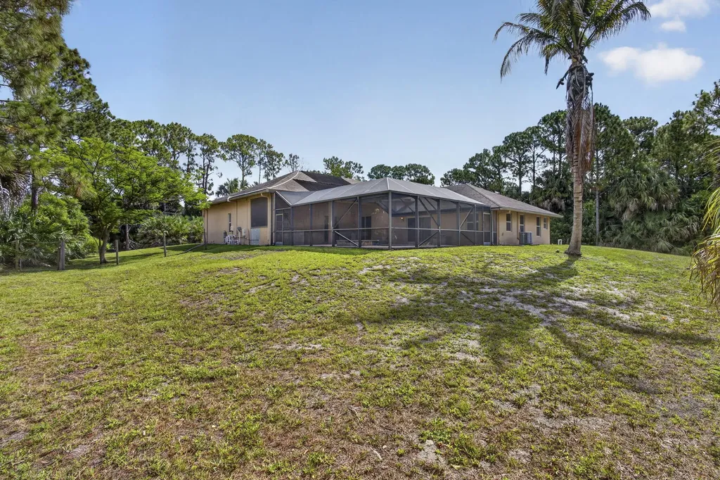 16300 92nd Lane N Loxahatchee FL 33470
