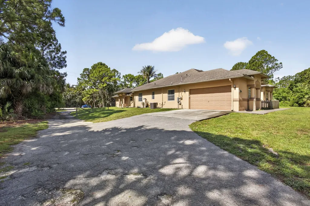 16300 92nd Lane N Loxahatchee FL 33470