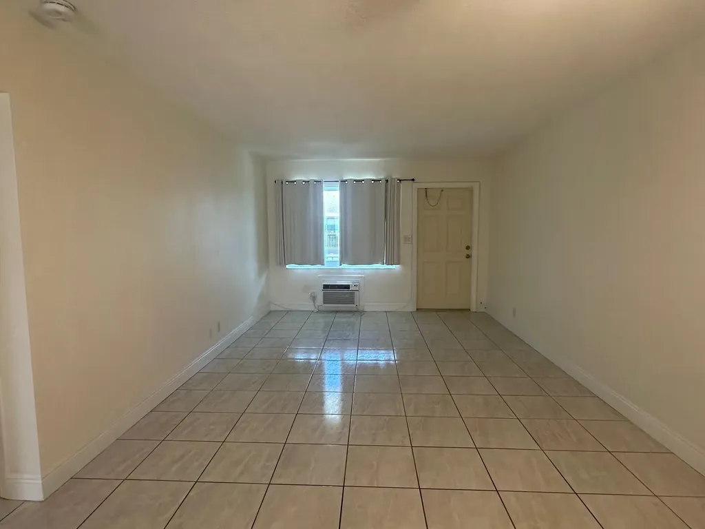 3850 NE 21st Way Lighthouse Point FL 33064