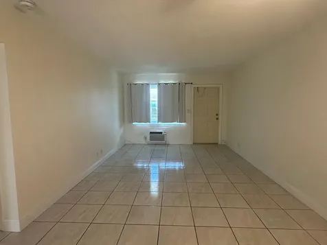 3850 NE 21st Way Lighthouse Point FL 33064