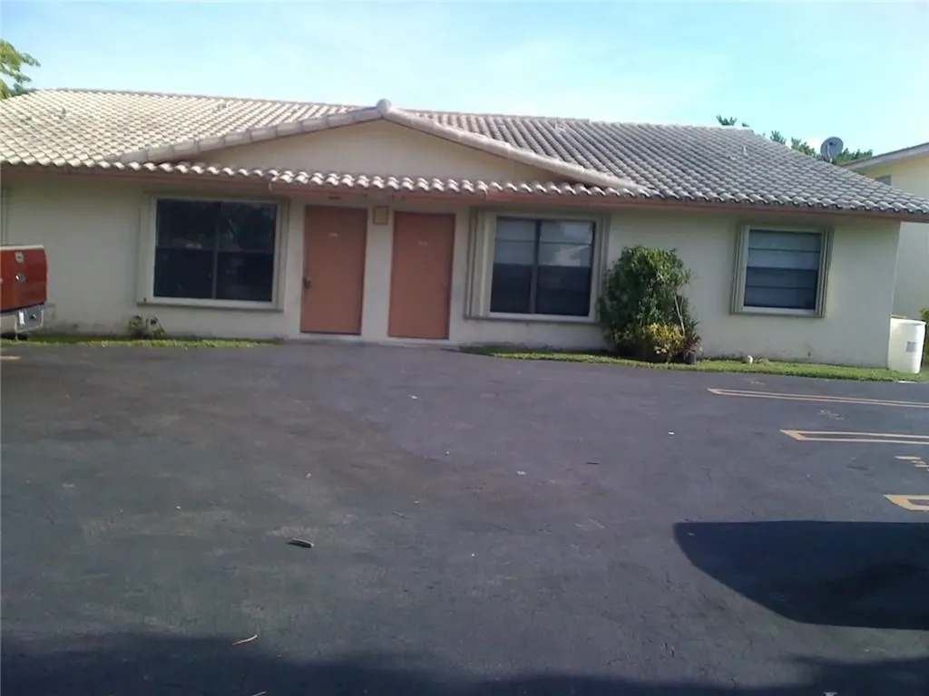 10817 NW 45th Street Coral Springs FL 33065