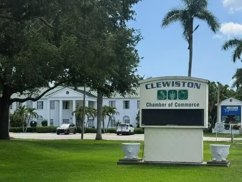 355 N Olivo Street Clewiston FL 33440