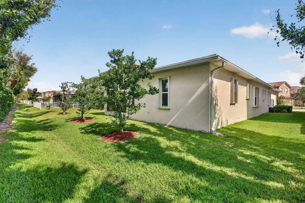 2415 NW Padova Street Port St Lucie FL 34986