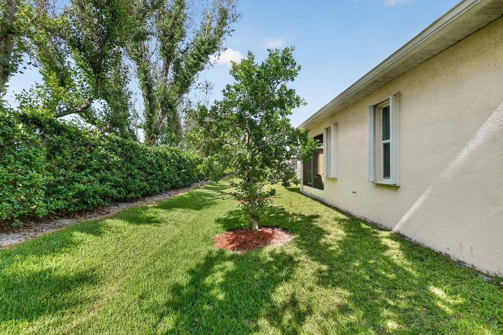 2415 NW Padova Street Port St Lucie FL 34986