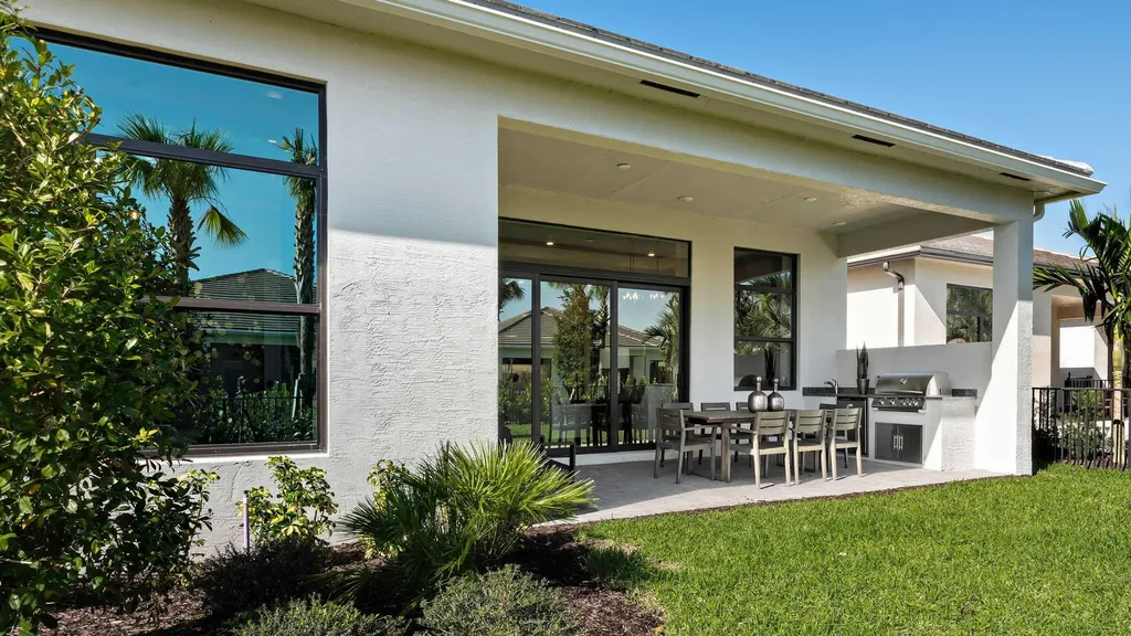 5627 Saint Armands Way Westlake FL 33470