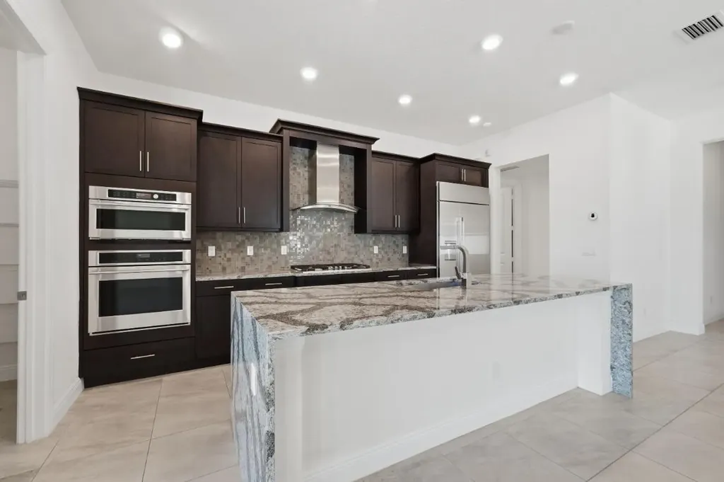 11760 Bayview Circle Parkland FL 33076