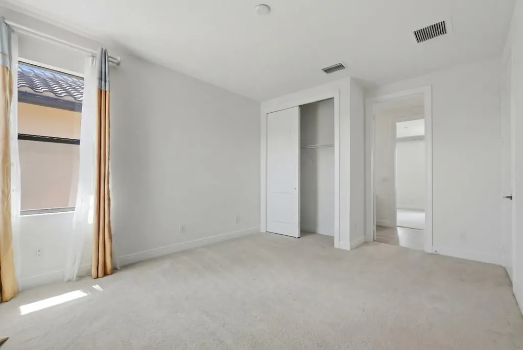 11760 Bayview Circle Parkland FL 33076