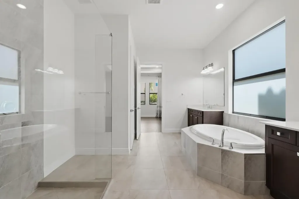 11760 Bayview Circle Parkland FL 33076