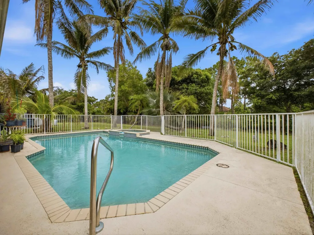 12364 82nd Street N West Palm Beach FL 33412