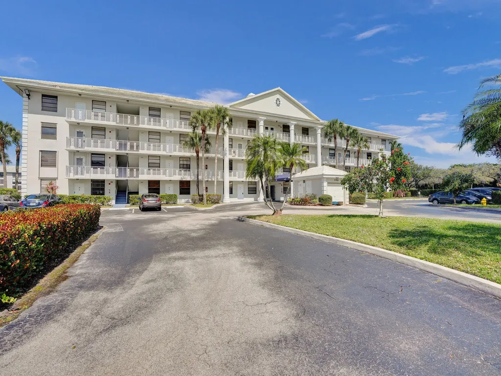 1518 Whitehall Drive Davie FL 33324