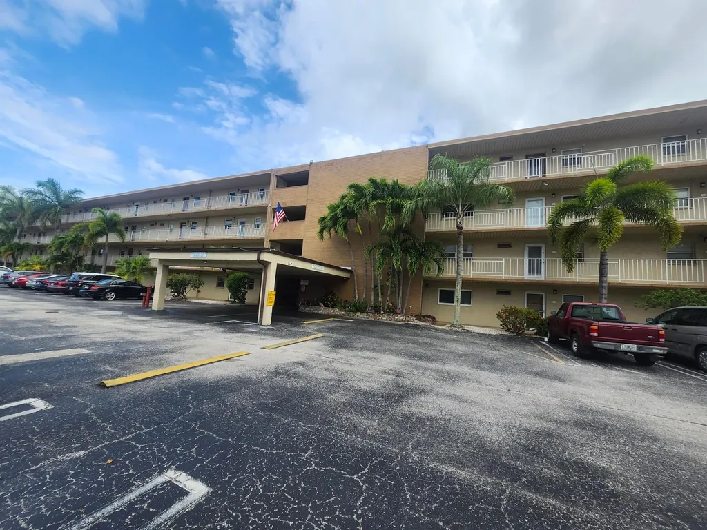 330 NE 26th Avenue Boynton Beach FL 33435