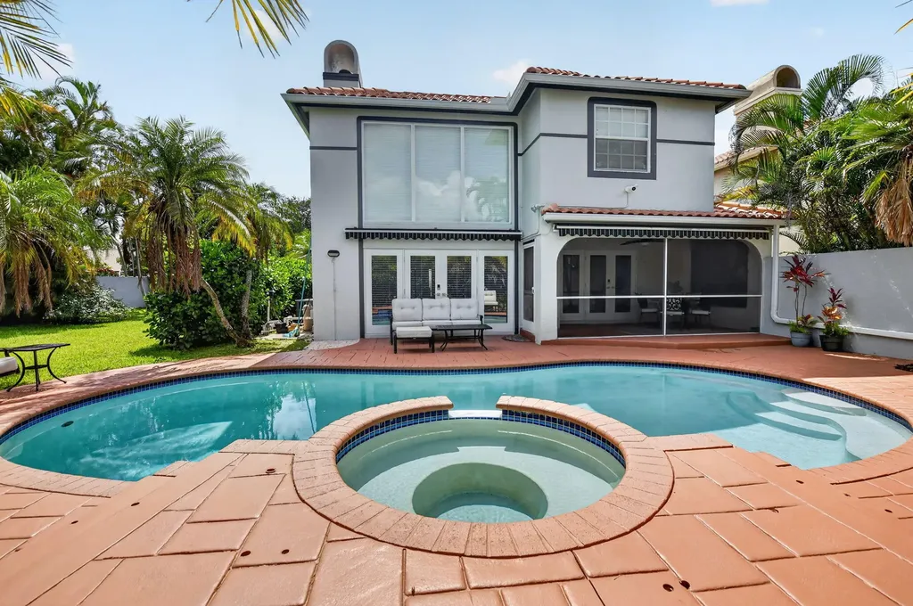 9048 Villa Portofino Circle Boca Raton FL 33496