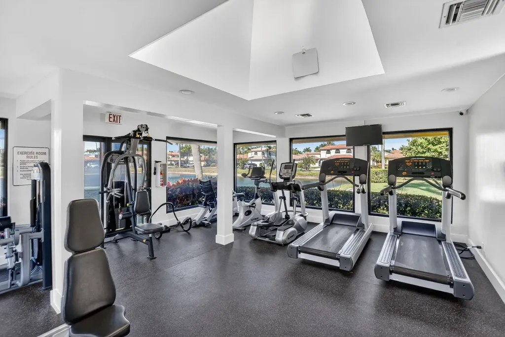 9048 Villa Portofino Circle Boca Raton FL 33496