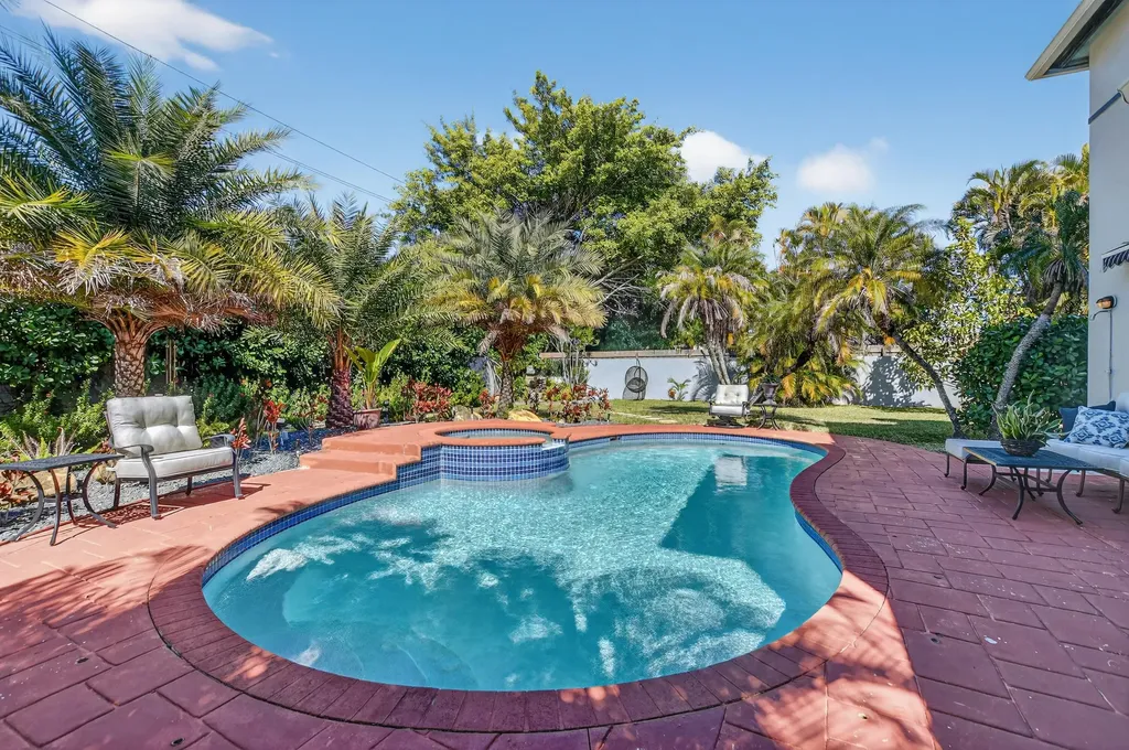 9048 Villa Portofino Circle Boca Raton FL 33496