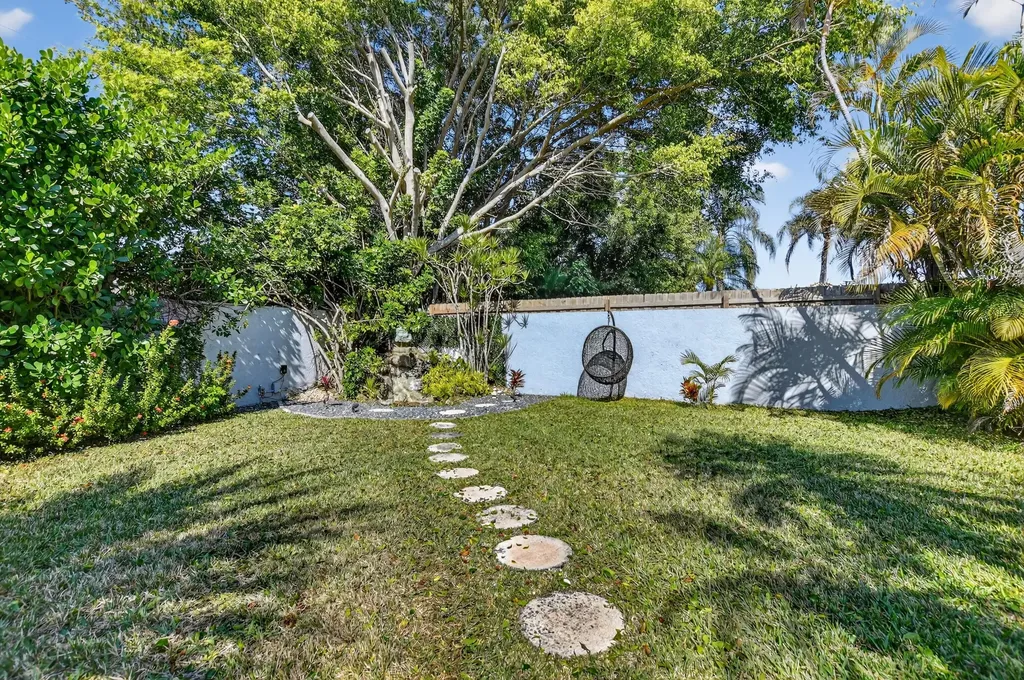 9048 Villa Portofino Circle Boca Raton FL 33496