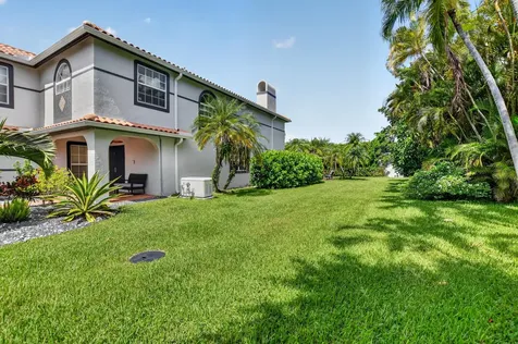 9048 Villa Portofino Circle Boca Raton FL 33496
