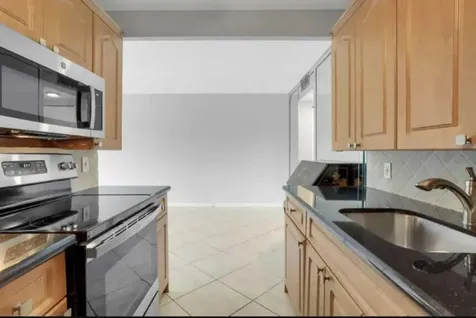 2053 Cornwall C Boca Raton FL 33434