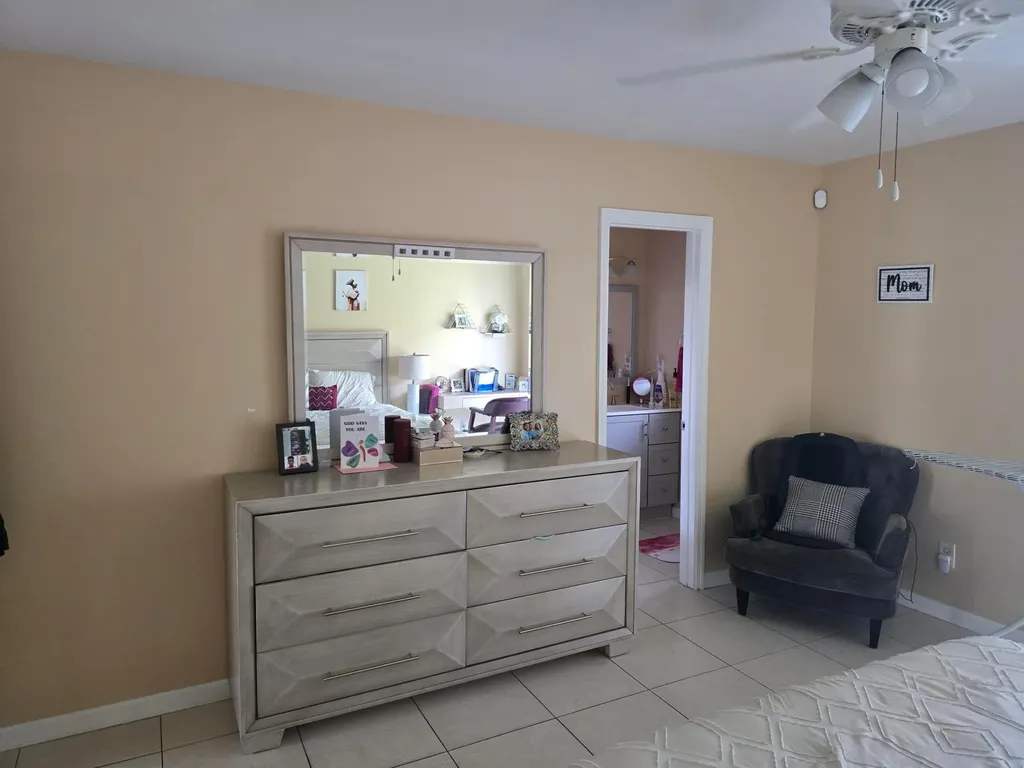 1155 White Pine Wellington FL 33414